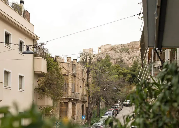 Charming & Comfy 2Bd Apartment In Acropolis Area By Upstreet